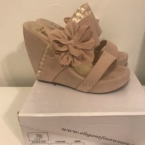 Kayleen By Los Angeles Heel